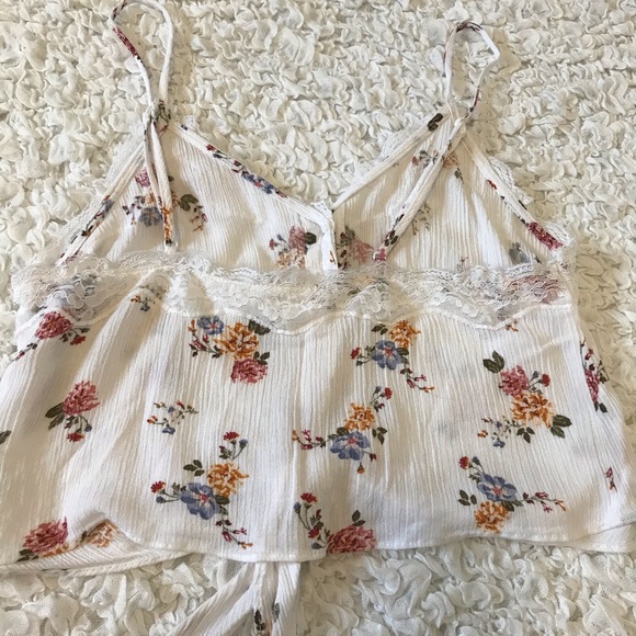 NWOT garage lace trim tank top - Picture 4 of 7